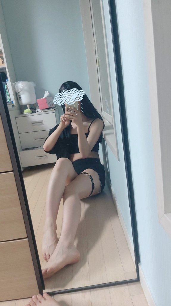 cad0729's tweet photo. 포즈 존나 끼순이같네#보��� #여장 #cd #오토코노코 #낭자애 https://t.co/h0TzDEsSot