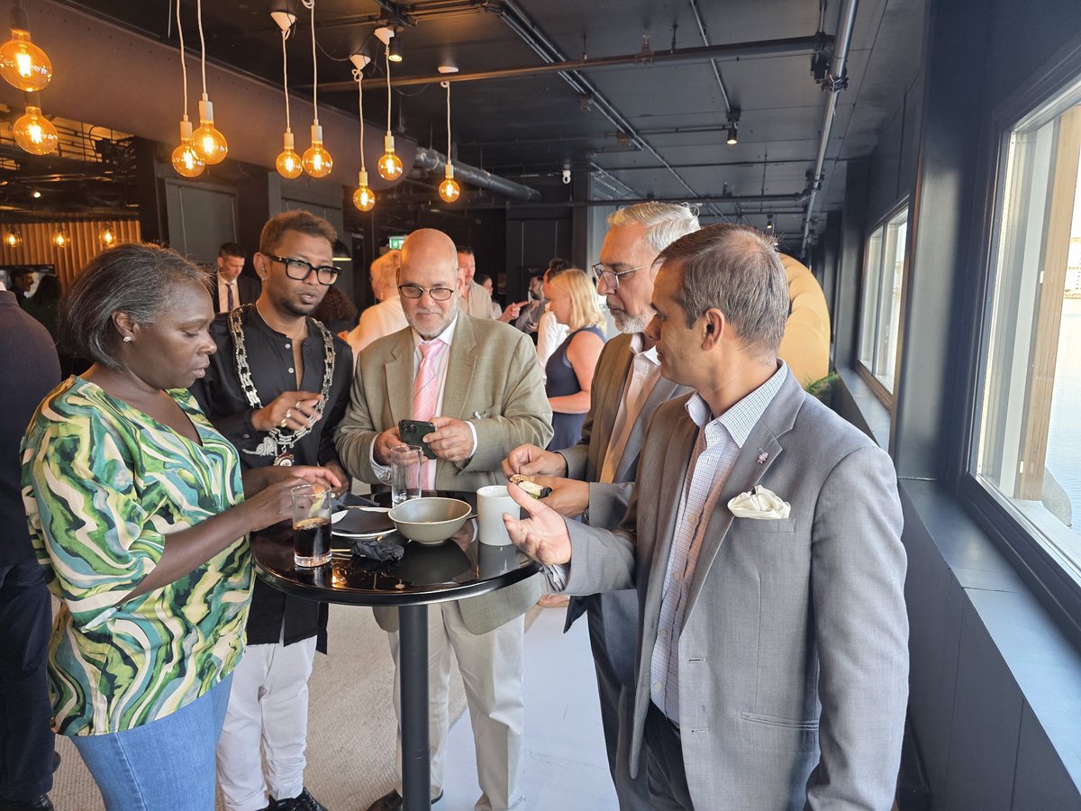 An Interfaith #Eid_Ul_Adha celebration Event was hosted by <a href="/GoodHotelLondon/">Good Hotel London</a>
The Councillors, Mayor,  Communtiy leaders &amp; residents attended the event.Such events are the reflections of Interfaith Harmony and Community cohesion

#WeNewham 

<a href="/stephenctimms/">Sir Stephen Timms</a>
<a href="/NewhamLondon/">Newham London 💙</a>