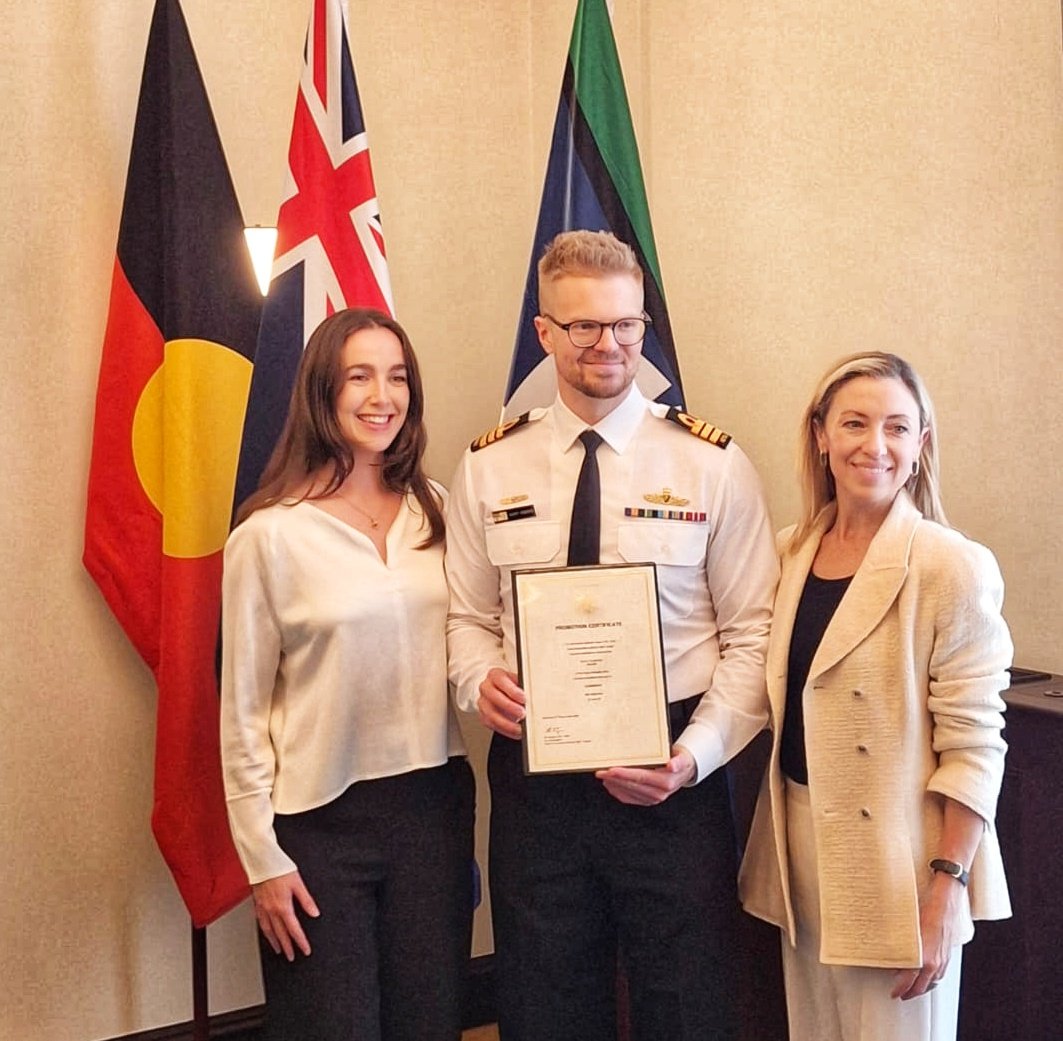 ADF in the UK (@adfintheuk) on Twitter photo Congrats to our newest #AusNavy Commander, Scott Roberts🫡
Commander Roberts is in the UK attending the Advanced Staff and Command Course.
He was promoted at a special ceremony with his family at <a href="/AusHouseLondon/">Australia House</a>👏
#YourADF #CongratulationsSir Congrats to our newest #AusNavy Commander, Scott Roberts🫡
Commander Roberts is in the UK attending the Advanced Staff and Command Course.
He was promoted at a special ceremony with his family at <a href="/AusHouseLondon/">Australia House</a>👏
#YourADF #CongratulationsSir