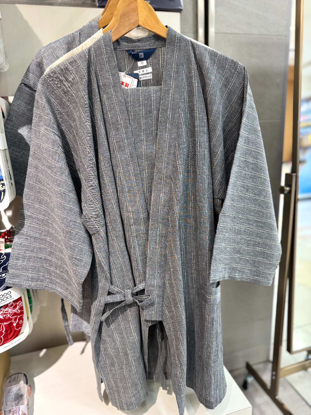 絶版 貴重品 旧 新宿西口 小田急百貨店 店員の制服 7点セット 絶版 貴重品 旧 新宿西口 小田急百貨店 店員の制服 7点セット