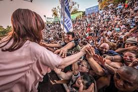 No hay casualidades. Hay un plan: proscribir a quien representa al pueblo. Proscripción al pueblo. 🔥 #GolpeBlando