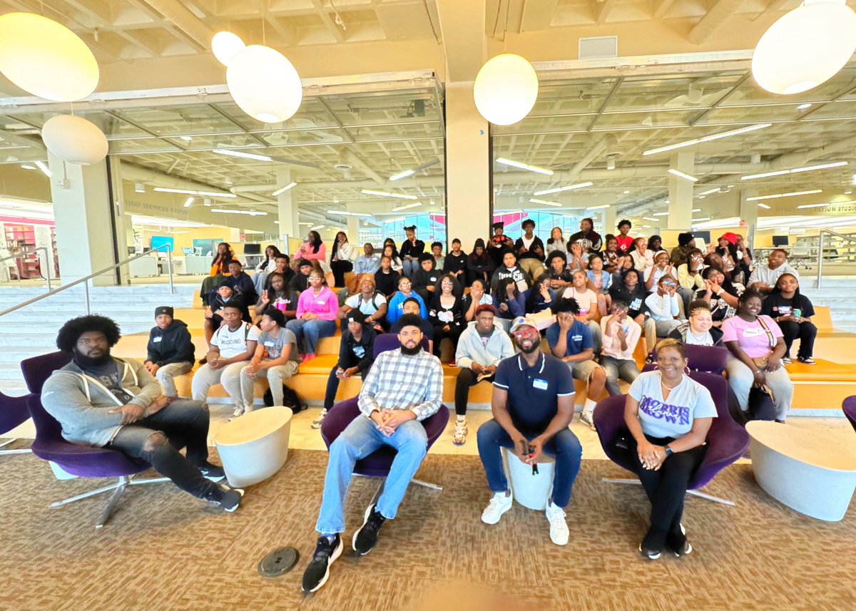 The Beyond Literacy Summer Youth Employment Program is filled with high-school  students! I am really enjoying these young people as they  use their creative thinking skills to write, speak, debate, and podcast.  #BeyondLiteracy2025