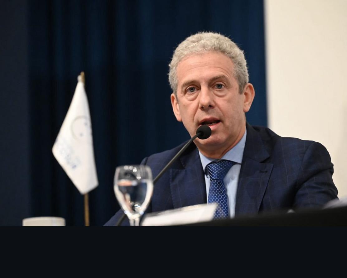 FRTDF's tweet image. 🇦🇷 Deanes impulsó en el PARLASUR una sesión clave por Malvinas con excombatientes, juristas y referentes regionales.

🗣️ “La soberanía es un compromiso con nuestros recursos y territorio”.

📌 Se pidió renovar la estrategia y rechazar acciones británicas.

#Malvinas  #PARLASUR