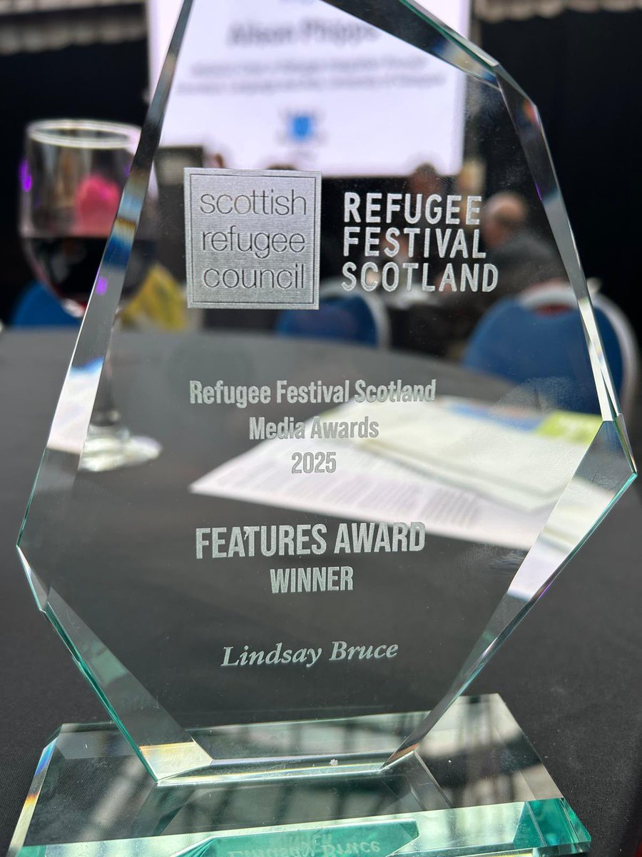 Absolutely stunned but delighted to win the features category of the <a href="/scotrefcouncil/">Scottish Refugee Council 🧡</a> media awards for my telling of <a href="/aberdeenuni/">University of Aberdeen</a> prof Mirela Delibegovic’s journey from being a Bosnian refugee to receiving recognition from the King for her pioneering diabetes work.