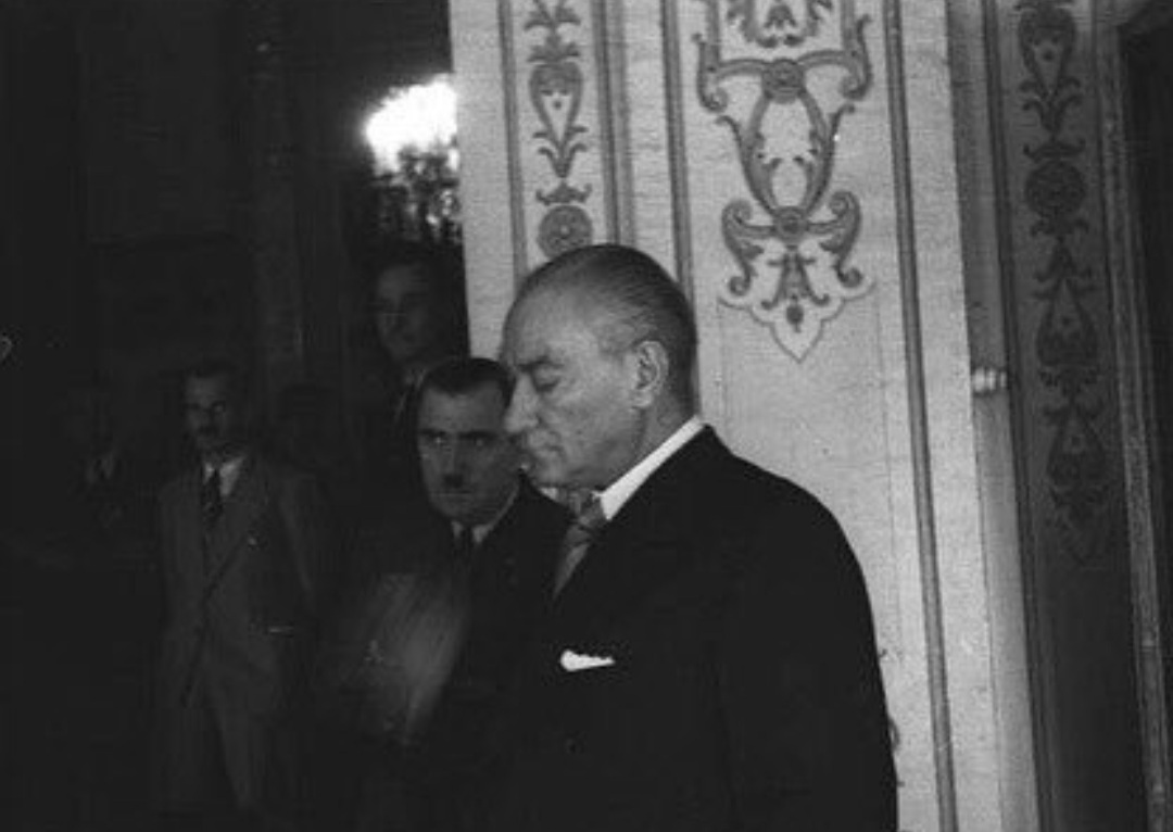 "Bunalıyorum çocuk, büyük bir ıstırap içinde bunalıyorum..."