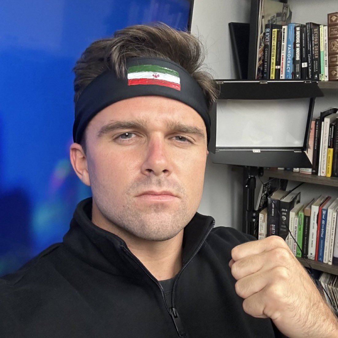 jacksonhinkle's tweet photo. ❤️🇺🇸🇮🇷 I STAND WITH IRAN! https://t.co/GJqJCygsv4