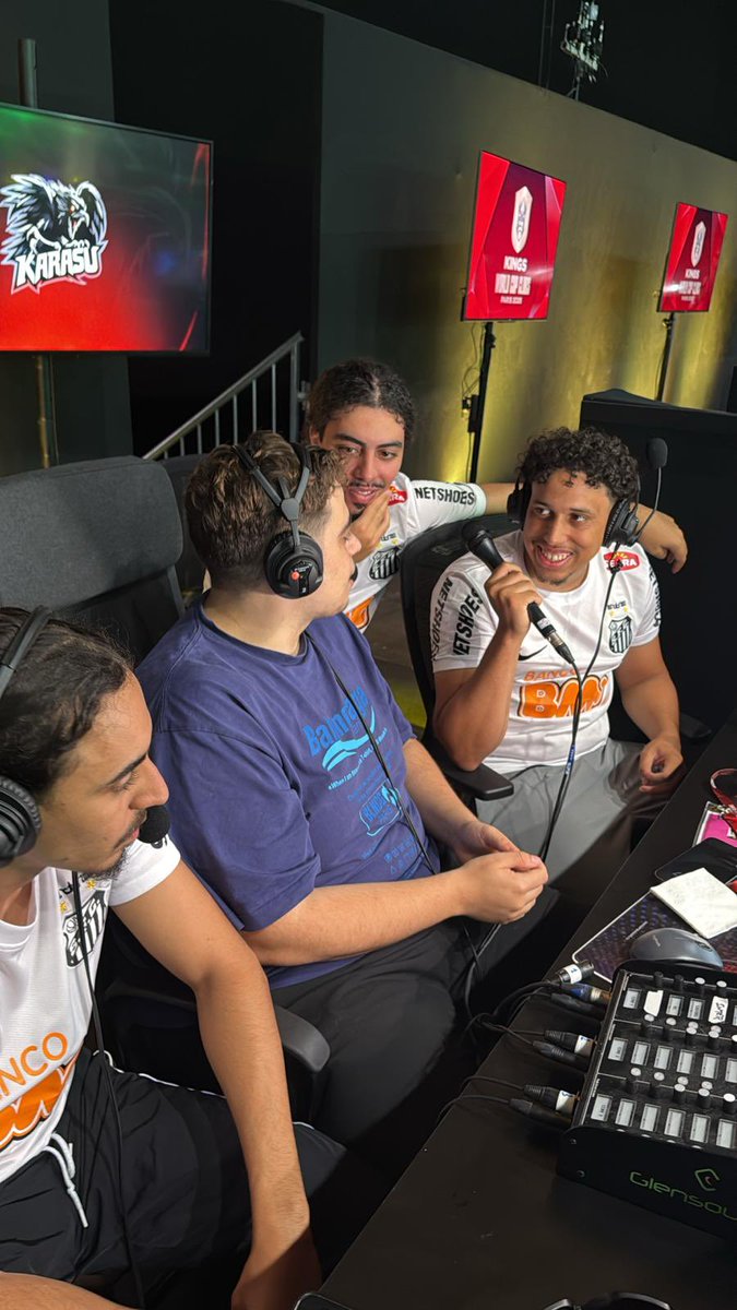 KARASU VS FURIA, LA 
 MEILLEURE ÉQUIPE DU MONDE SELON CERTAINS 

FRANCE BRÉSIL 

On est prêt : Twitch.tv/kamet0