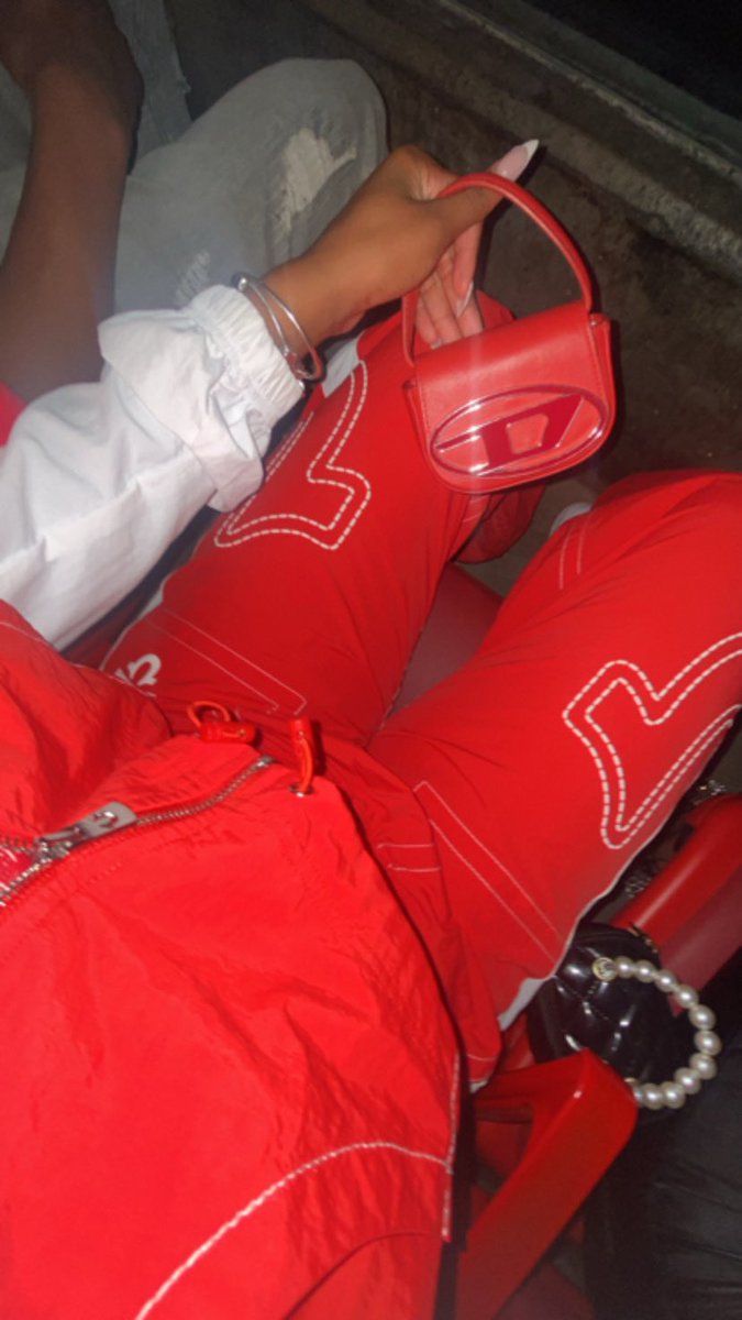 prettygeminiii_'s tweet photo. #whamm #4pf https://t.co/CufkMRREaf