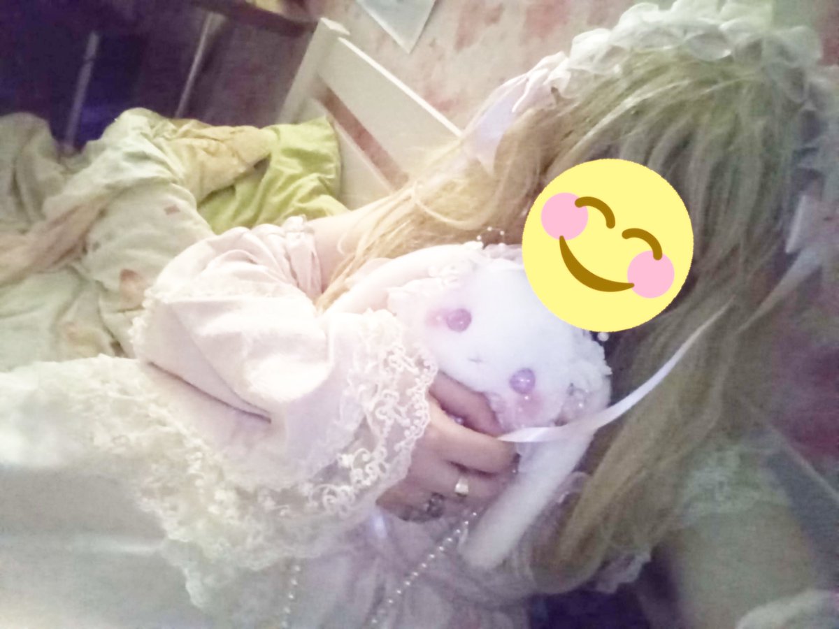✞♡ k a r o l i i n a ♡✞ tweet media