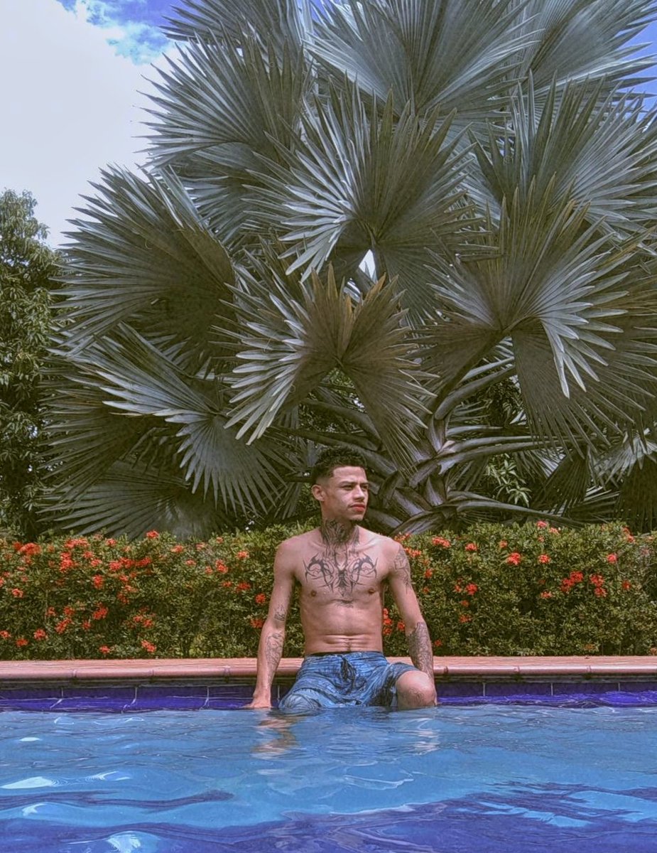 🌊