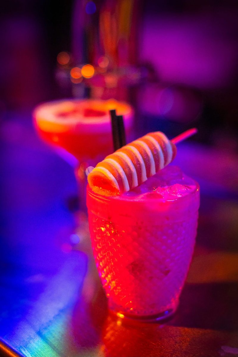 Cool As Leicester (@coolasleicester) on Twitter photo What could be better this summer than a cocktail topped with a mini Vienetta or Twister?
Little Sister’s new menu is a perfect treat for your sweet tooth.
Find out more about the late night cocktail bar in our latest <a href="/BIDLeicester/">BIDLeicester</a> Spotlight.
➡️ coolasleicester.co.uk/bid-spotlight-… What could be better this summer than a cocktail topped with a mini Vienetta or Twister?
Little Sister’s new menu is a perfect treat for your sweet tooth.
Find out more about the late night cocktail bar in our latest <a href="/BIDLeicester/">BIDLeicester</a> Spotlight.
➡️ coolasleicester.co.uk/bid-spotlight-…