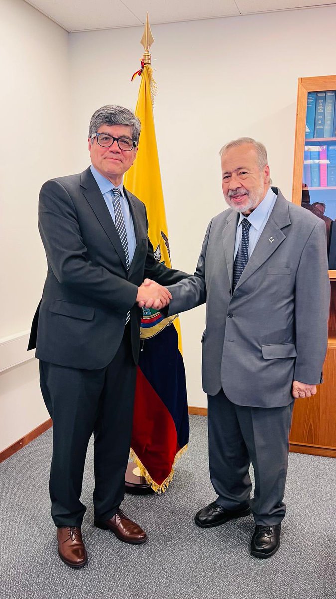 Misión del Ecuador ante la OMC | WTO (@ecuador_omc) on Twitter photo Ecuador 🇪🇨 asume coordinación de Grupo Latinoamericano & Caribe #GRULAC en Org. Mundial de Propiedad Intelectual <a href="/WIPO/">World Intellectual Property Organization (WIPO)</a>
Compartimos intereses por la innovación y el desarrollo sostenible en nuestra región. Gracias Colombia, coordinador saliente, por excelente gestión y compromiso. Ecuador 🇪🇨 asume coordinación de Grupo Latinoamericano & Caribe #GRULAC en Org. Mundial de Propiedad Intelectual <a href="/WIPO/">World Intellectual Property Organization (WIPO)</a>
Compartimos intereses por la innovación y el desarrollo sostenible en nuestra región. Gracias Colombia, coordinador saliente, por excelente gestión y compromiso.