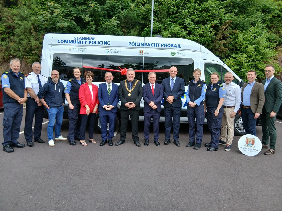 ✍️ Delighted to attend the launch of the Garda Community bus in #Glanmire last week - this was delivered by local Cllrs &amp; Cork City Council working with community stakeholders and the Gardai - glad to have advocated for such a great community initiative