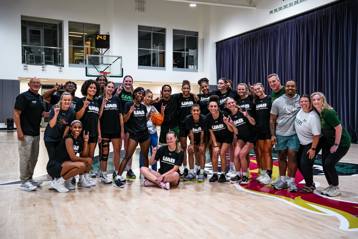 The squad 🤩

#WinAsOne