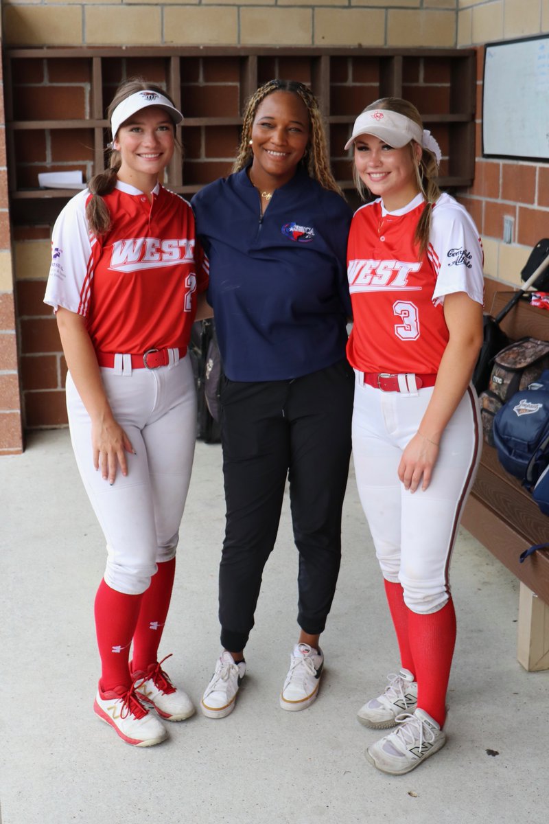 Our 4 seniors competed in the 2025 SETCA ALL STAR GAME last week &amp; helped the West Team to a 3-0 victory. 

It was bittersweet since this was the last game they’ll play together. We’re so proud of their accomplishments &amp; are excited to see what exciting things their futures hold.