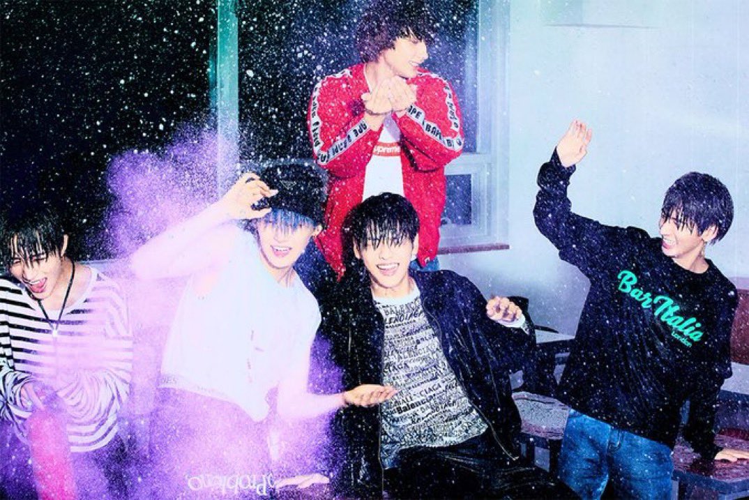 dreamsputnik's tweet photo. The Dream Chapter: Magic (2019) https://t.co/LmY8rDVkzW