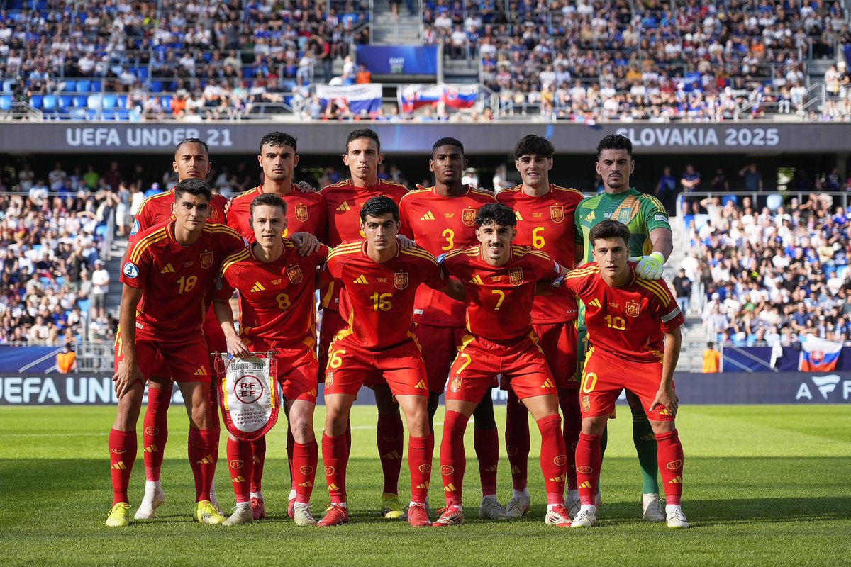 Comenzar con una victoria era importantísimo y lo conseguimos. Con muchísimo sufrimiento, pero lo conseguimos. Hemos demostrado carácter y que venimos a por el título!!! Vamos a por más!🇪🇸❤️