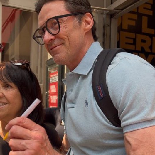 my older nerd boyfriend 🩵