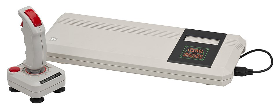 MaxwellsRetro's tweet photo. In 1990, Commodore tried to repackage the legendary C64 as a games console. It was a spectacular flop. Arriving late against 16-bit rivals and costing the same as a full C64 computer, it was a true gaming history what-if.
#RetroGaming #C64GS #Commodore #GamingFail #8bitart https://t.co/zpGpBGrf1g
