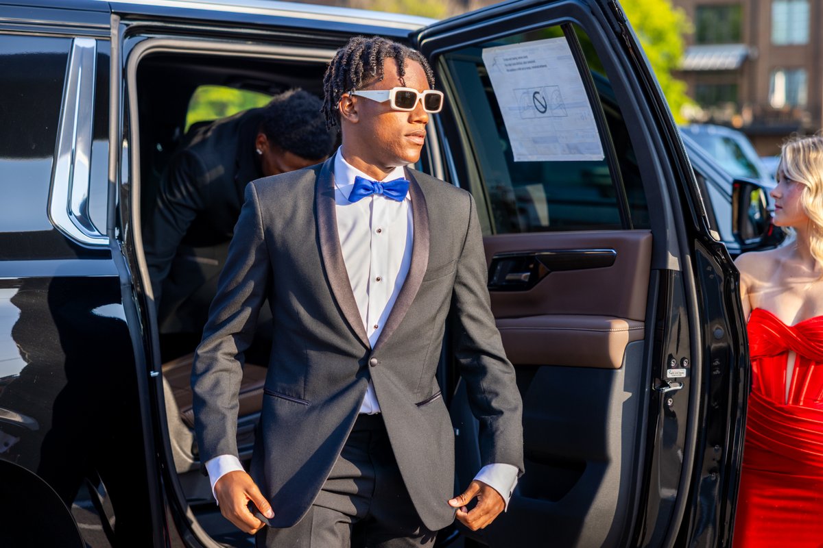 WCSedu's tweet image. On June 10, Williamson County Schools celebrated the outstanding achievements of its student-athletes and coaches at the 11th Annual WILLCO Awards. Congratulations to all the finalists and winners! 🏆️