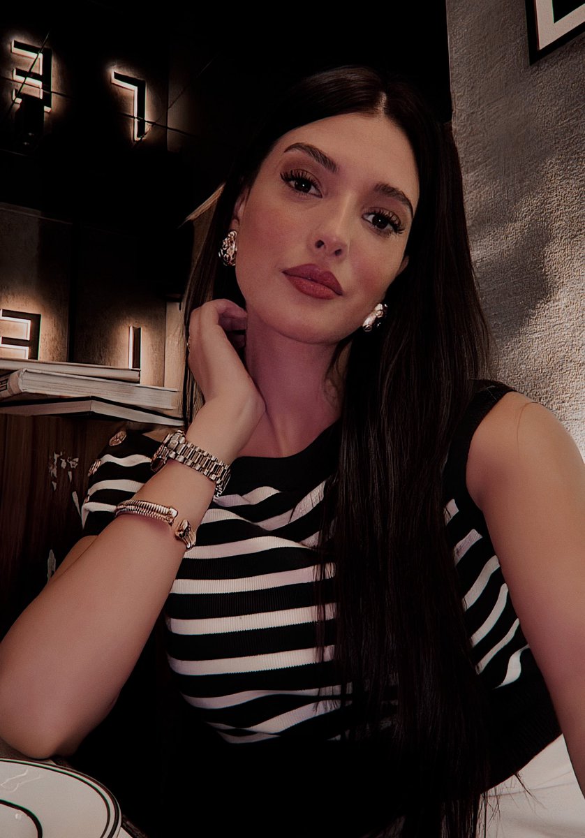 mention etkinliğii   

    hedef 100 ment 150 retweet

    • kullanılacak taglar

Hira #Hira 
MahassineMerabet #MahassineMerabet