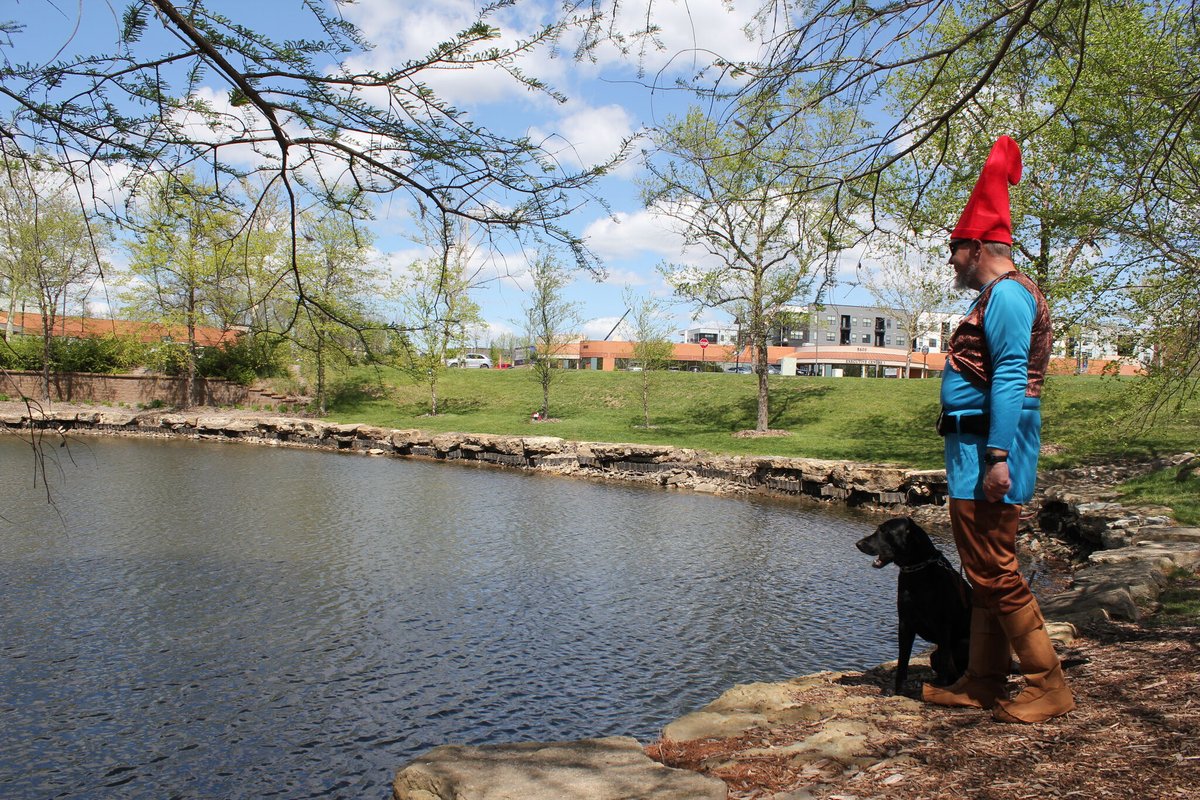 🐶🍂 Meet the Cardinal Gnome &amp; his buddy Pepper! 🐾
Dogs bring joy, love &amp; laughter to our lives every day. 🧡
Here’s to furry friends who make our homes complete! 🏡🐕

#BestFriend #FurryFriends #DogLove