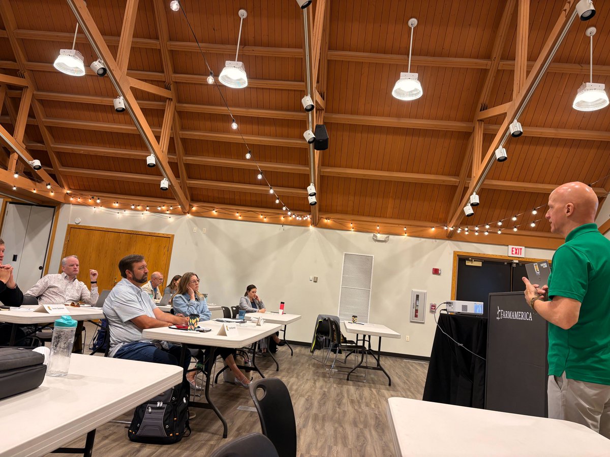 MNSoyGrowers's tweet image. Exec. Dir. Joe Smentek attended a meeting yesterday in Waseca alongside ag leaders & industry partners in his role on @MNagriculture's voluntary Ag Water Quality Certification Program Advisory Committee.
Thanks to Program Manager @bjredlin & the MAWQCP team for the partnership!