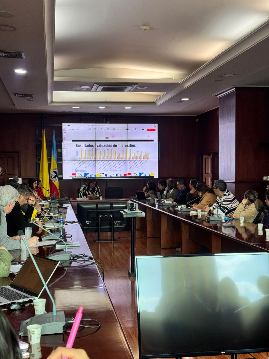 ProspectivaCund's tweet photo. ¡Transparencia en acción! 🌟 Desde @SecProspectiva, acompañamos al Despacho del Gobernador y entidades clave en la socialización del seguimiento al Índice de Transparencia y Acceso a la Información Pública - ITA. Impulsamos una cultura de #DatosAbiertos y transparencia en todo el territorio. 💡 

#GobiernoAbierto 
#soyprospectiva