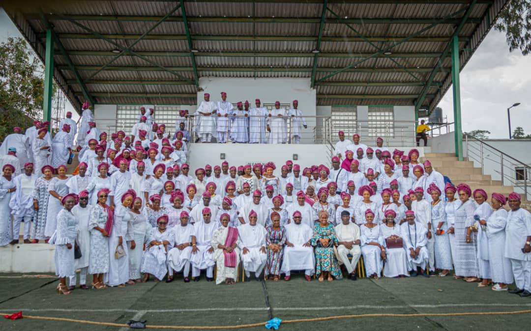 followlasg's tweet image. LAGOS LANDS BUREAU ORGANISES THREE-DAY RETREAT ON TEAMWORK FOR SENIOR STAFF

lagosstate.gov.ng/news/all/view/…

@jidesanwoolu @drobafemihamzat @laglandsbureau @LagosHOS @gbenga_omo @gboyegaakosile @BSaluHundeyin @Mr_JAGs @Riddwane 
#AGreaterLagosRising 
#LASG