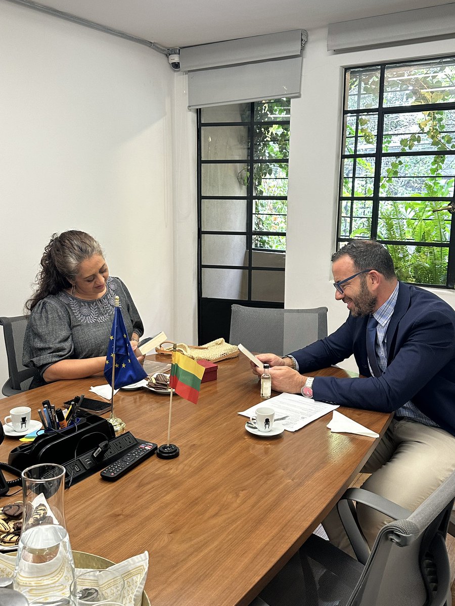 <a href="/karinadelrioz/">Karina del Río</a>, Presidenta del Grupo de Amistad México-Lituania visitó este Consulado hoy. Esperamos establecer el Grupo en breve con la llegada de Gediminas <a href="/varvuolis/">Gediminas Varvuolis</a> como Embajador de Lituania para México. 
Agradecemos la atenta visita! 
<a href="/LithuaniaMFA/">Lithuania MFA 🇱🇹 | #StandWithUkraine</a> <a href="/LRSeimas/">Seimas | #StandWithUkraine</a> <a href="/LTembassyUS/">Embassy of Lithuania in DC | #StandWithUkraine</a>