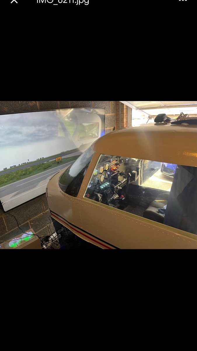 Britannia Flight Simulator tweet media