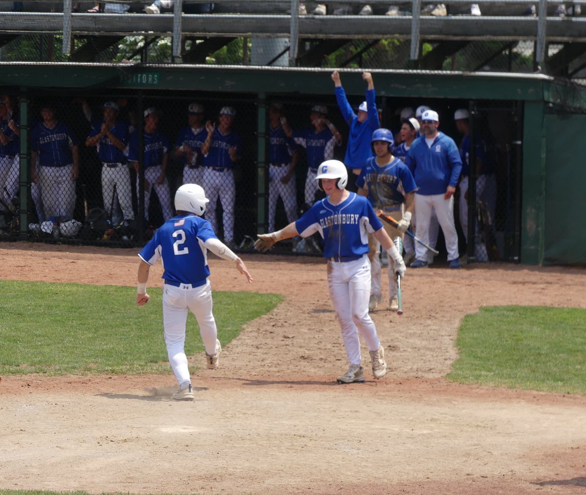 #32 Glastonbury continue miraculous run, beating #4 Fairfield Warde 9-1 to advance to Class LL championship #ctbase

“I am” Danny Wallace! earns win &amp; goes 4-4 from plate w/ 3 RBI &amp; 2 runs

Cooper Saunders 2 hits, 2 RBI, run
Evan Davis 3 hits

Guardians vs South Windsor for chip