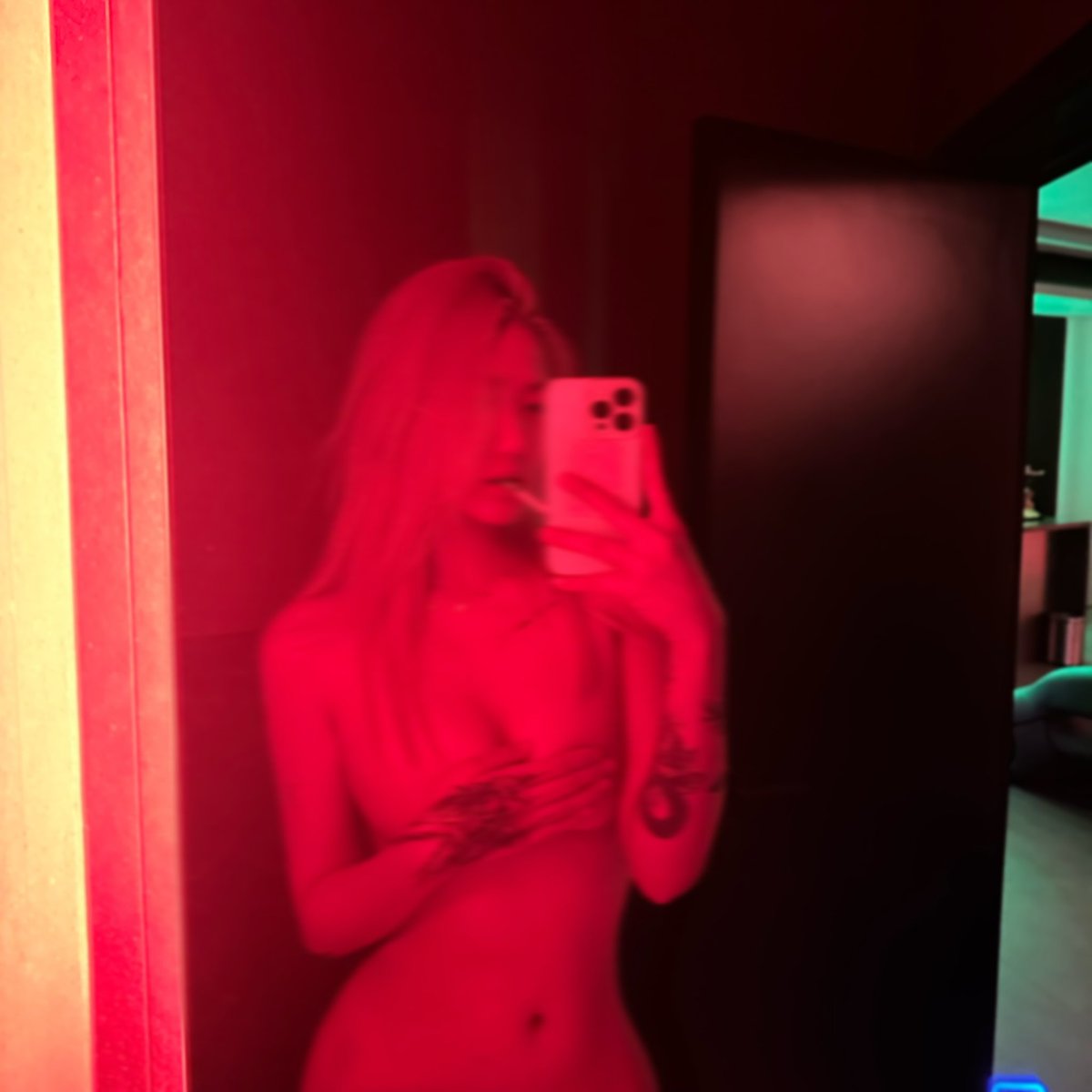 谁来懂一下这个酒店的灯