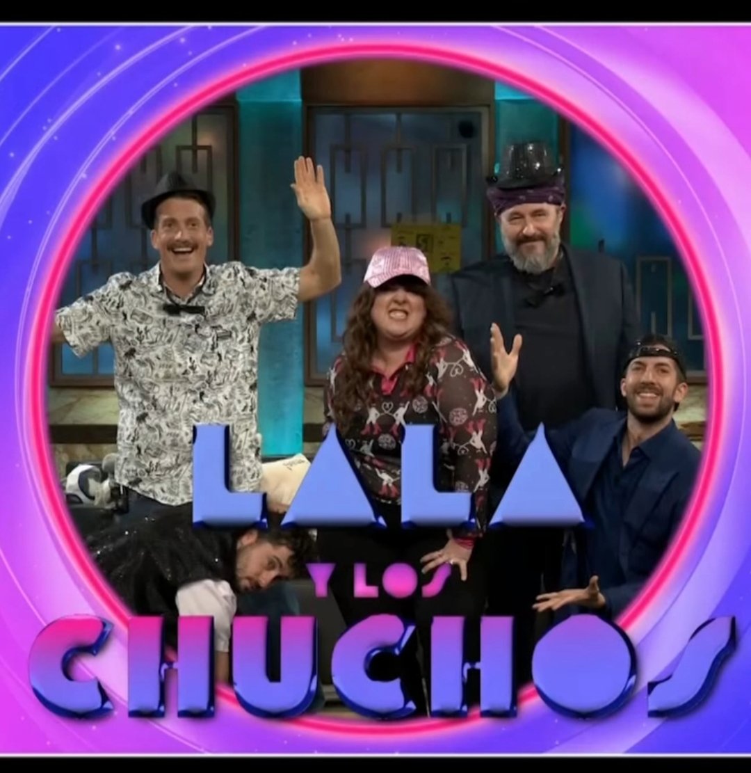 Ni Amaia ni Leire...
Ya tenemos imagen del noveno disco de La oreja de Van Gogh.

#LaRevuelta #LaRevueltaRTVE #Lalachus #broncano #LODVG
#Miercoles <a href="/LaRevuelta_TVE/">La Revuelta</a> <a href="/La1_tve/">La 1</a>