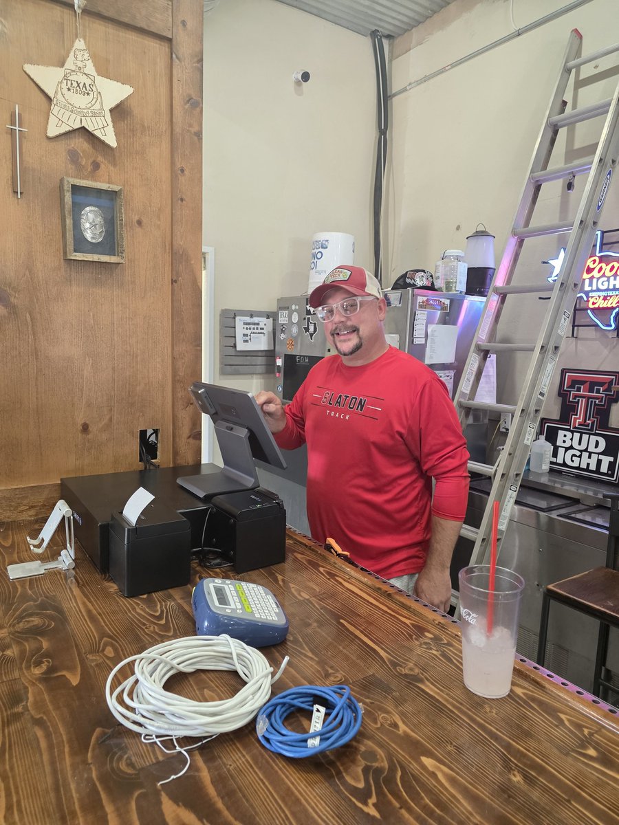 Shift4_Amarillo's tweet photo. TEXAS 1809 in Slaton Texas has upgraded to @SkyTabPOS! We welcome them to the @Shift4 family.  #slatontexas #skytab https://t.co/sMEp7bzkbk