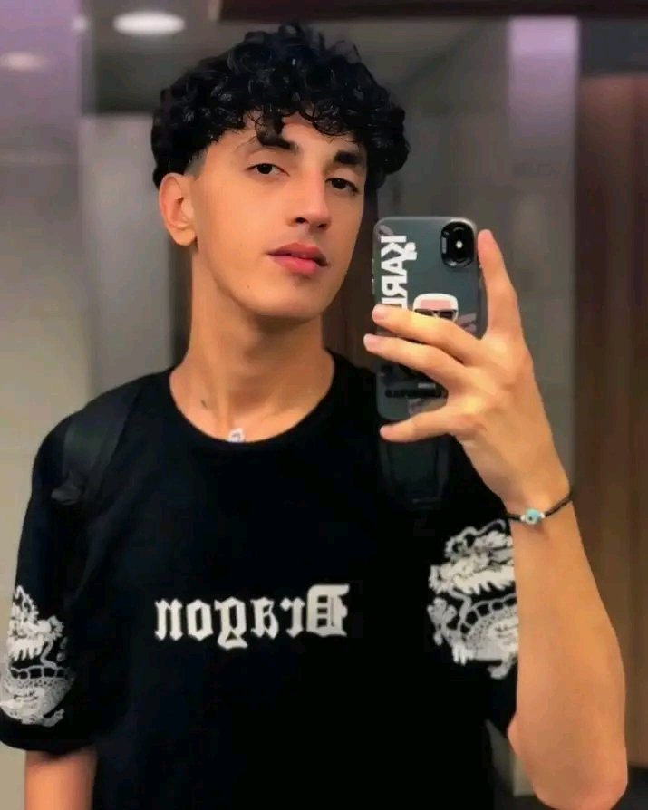 SastraRing61105's tweet photo. I want to have a boyfriend whose ears I can pull every day 🥵. 

#earpull #earpulling #dijewer https://t.co/mUCsw3lKry