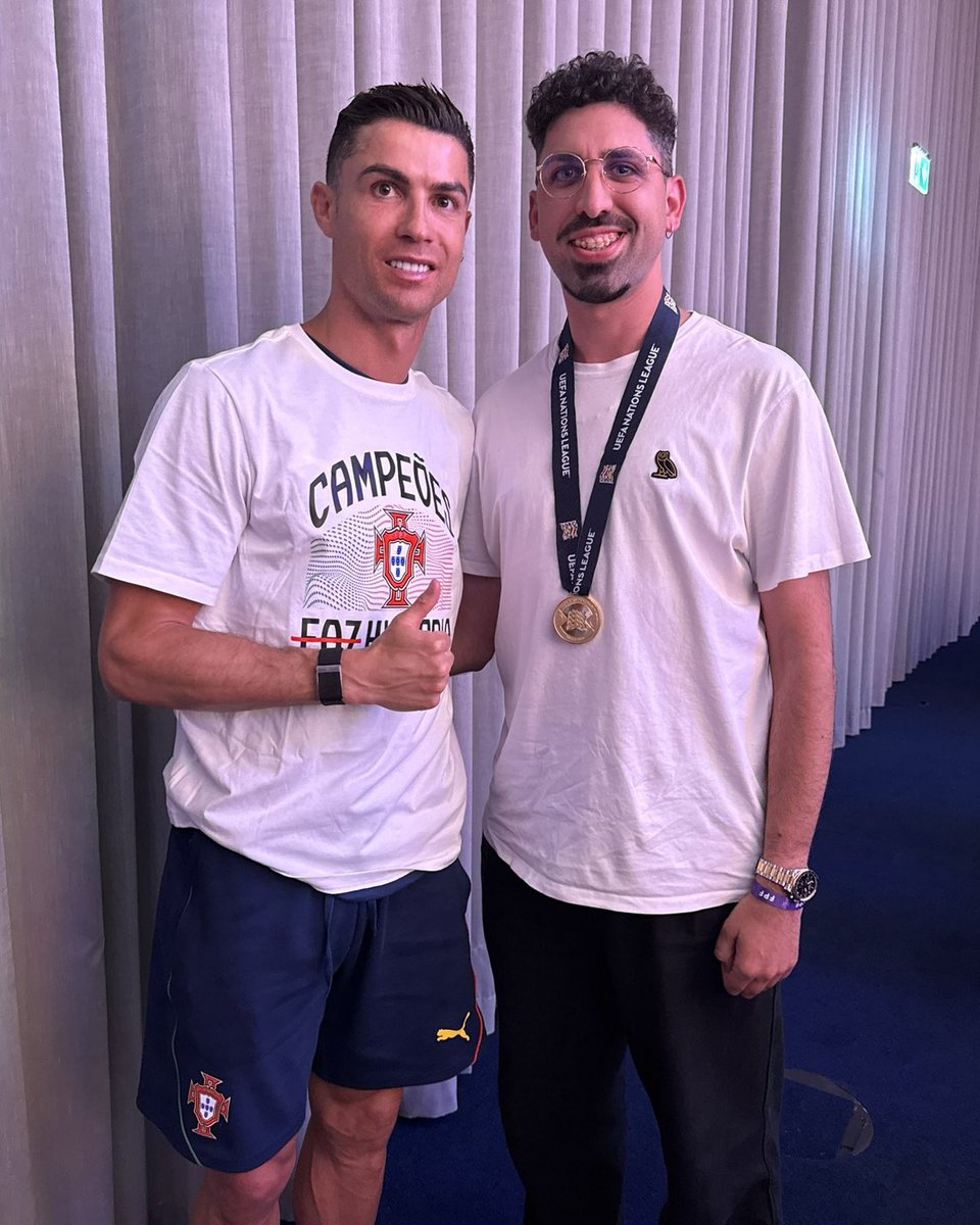 🐐🐐