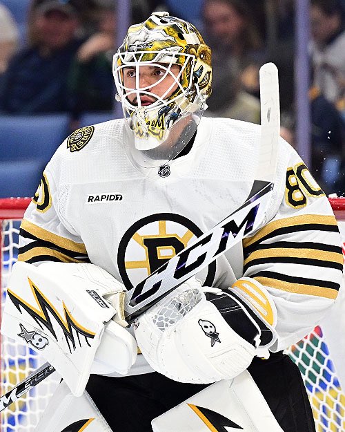 KevinWeekes's tweet image. @AHLBruins All-Star G DiPietro has opened plenty of eyes and is seen as the top goalie available among group 6 free agents. Plenty of @NHL clubs I’ve spoken with have expressed their interest in him.
#HockeyX