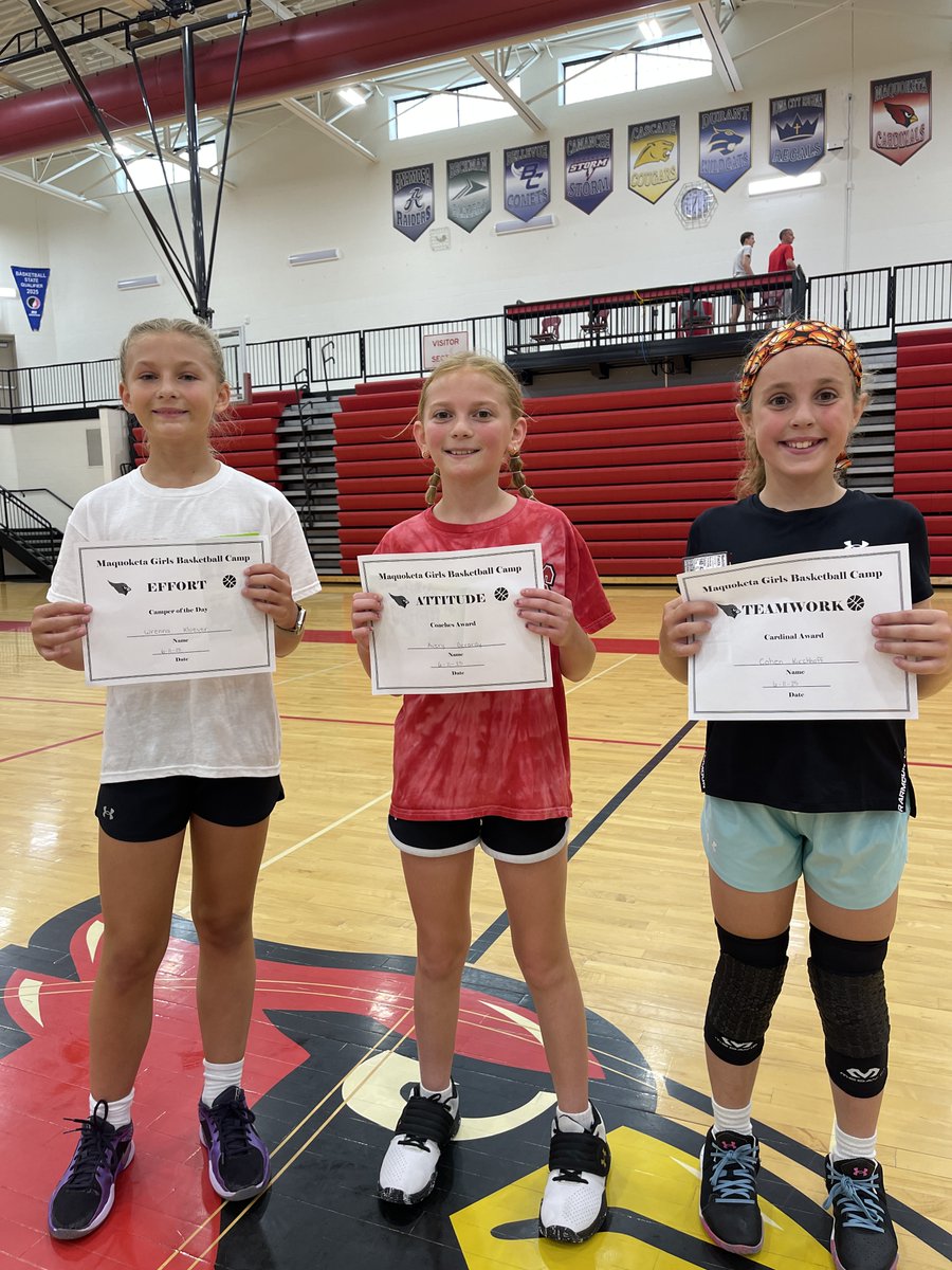 🏀Day 3🏀
Heat and humidity couldn't stop this group from bringing great energy today! You can see the daily growth and improvement - keep it up ladies!
Our Effort, Attitude Teamwork winners for the day: