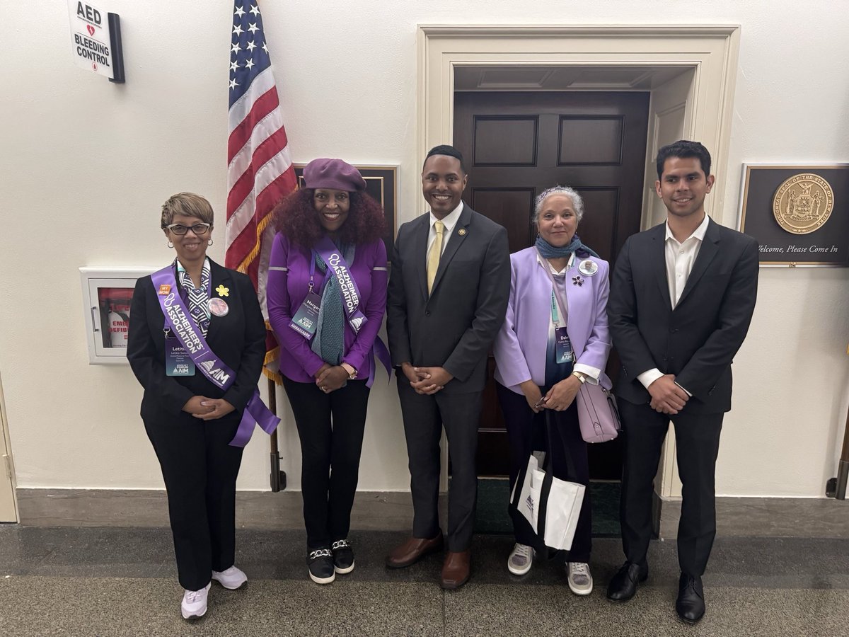 I met with the American Alzheimer’s Association and Bronx families that have been deeply affected Alzheimer’s. The Bronx has the highest rate of Alzheimer’s in the country.

Yet Donald Trump is defunding critical Alzheimer’s research—at the very moment when our aging society can