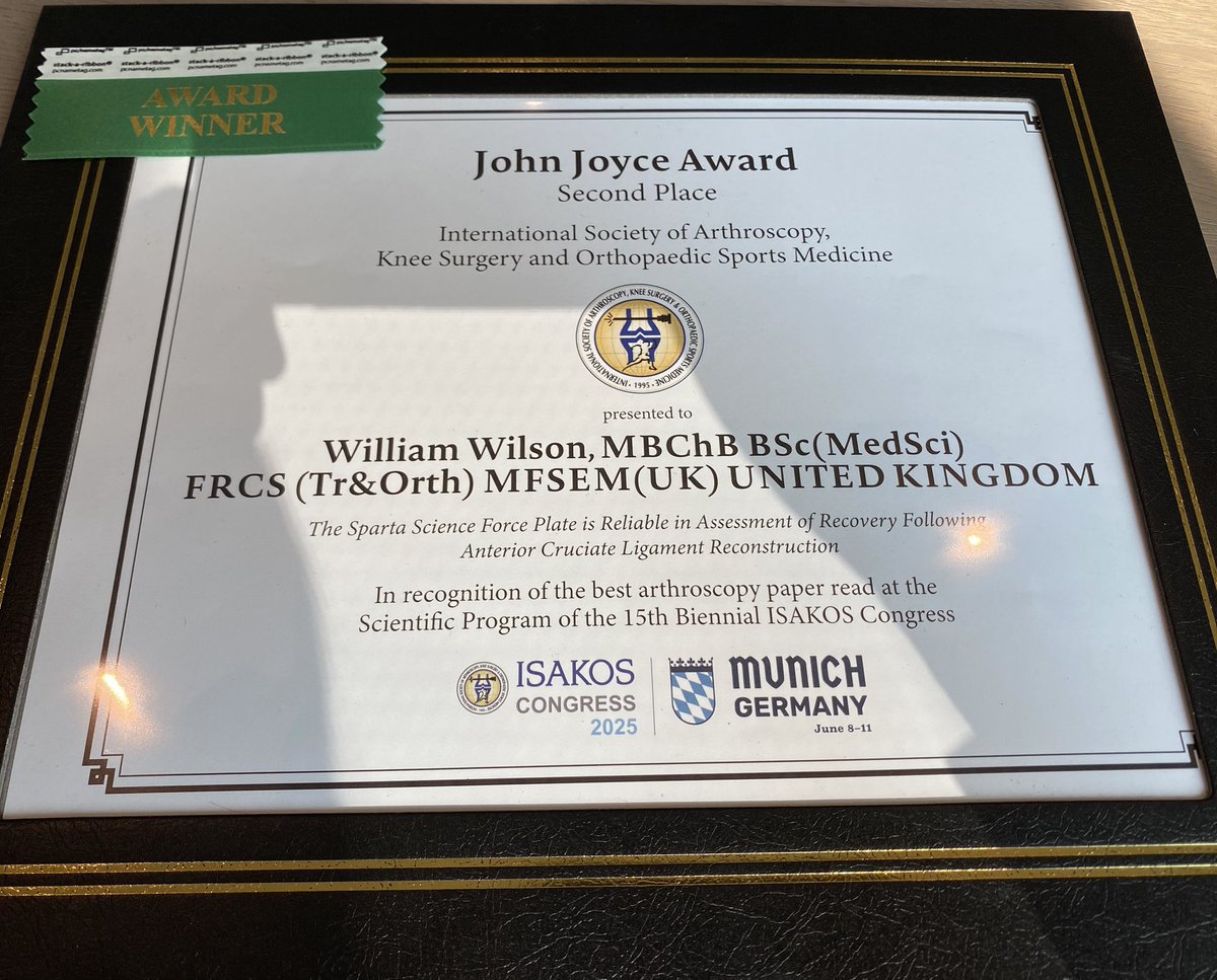 DrWilliamWilson's tweet photo. Munich #ISAKOS2025 Congress, discussing the latest advances in knee surgery with the world’s leading experts and catching up with friends. It was a great honour to receive the John Joyce Award presented for the 2nd best arthroscopy paper at the meeting read by a young researcher. https://t.co/KEYQvLWlyQ