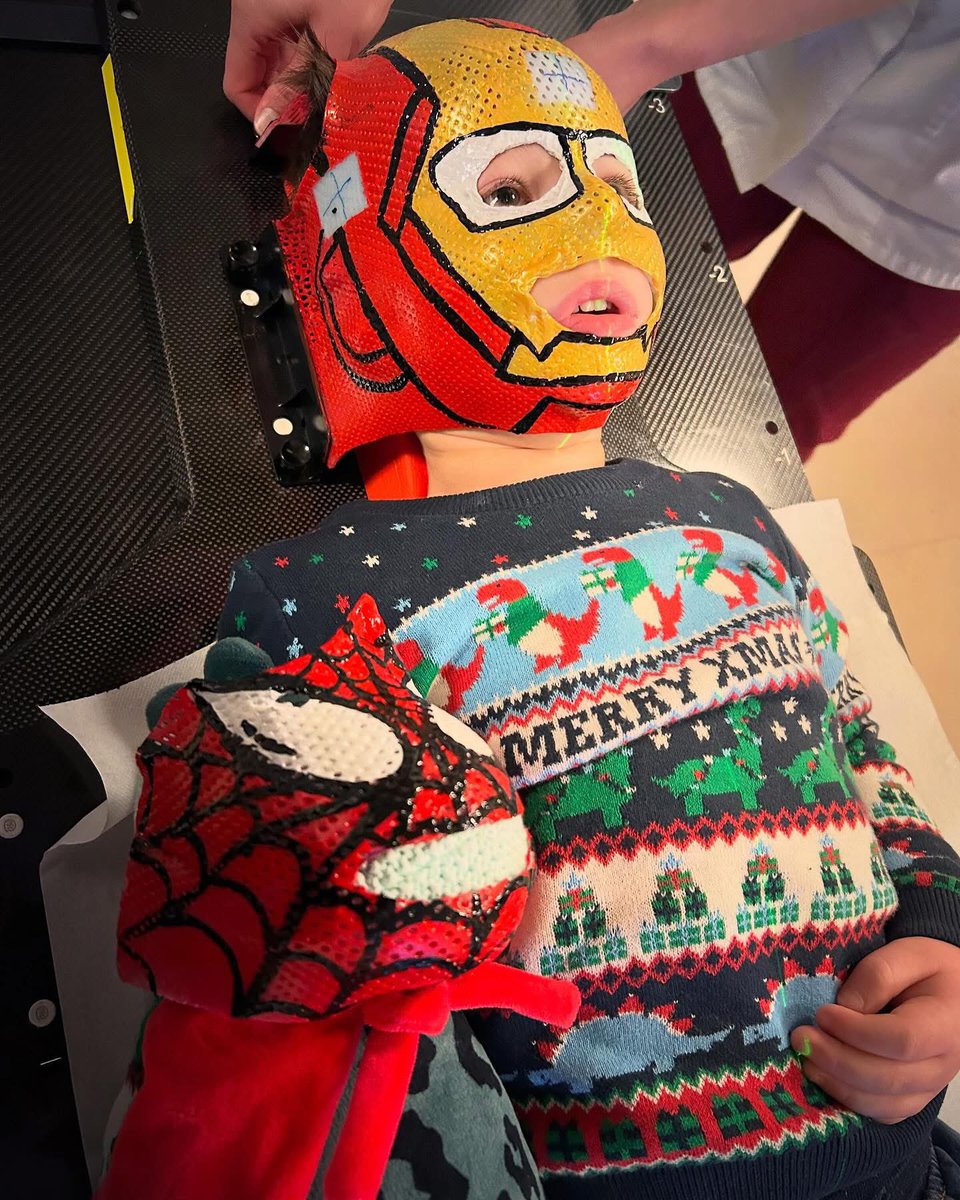 Ellie Lexie tweet media