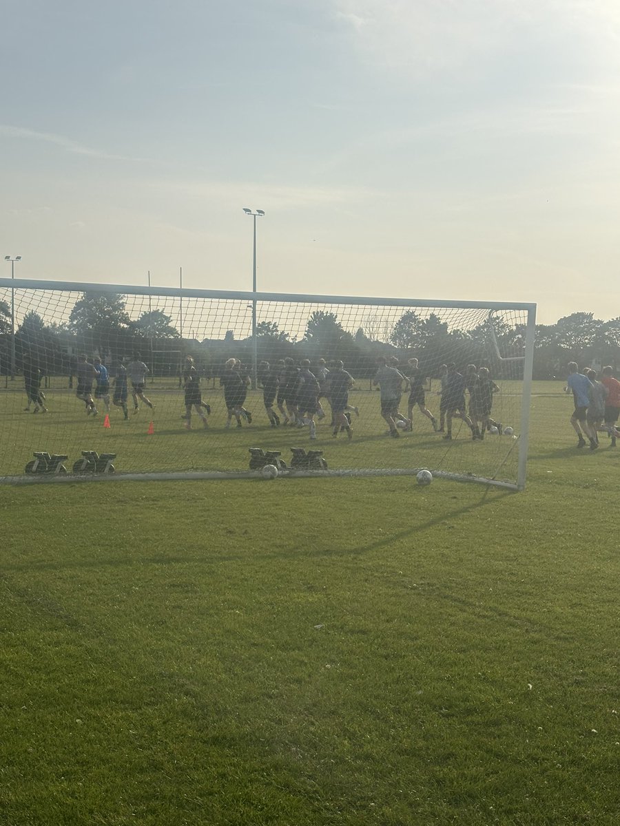 Fantastic turnout for our first open training session tonight for Litherland Athletic 1st &amp; Youth Teams! With over 40 lads in attendance. 👏🏼👏🏼

Great attitude, energy, and commitment on display throughout the session. ⚫️⚪️ #LitherlandAthletic #OneClub #OpenSessionSuccess