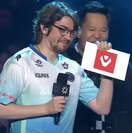 What is blud smoking!!!!