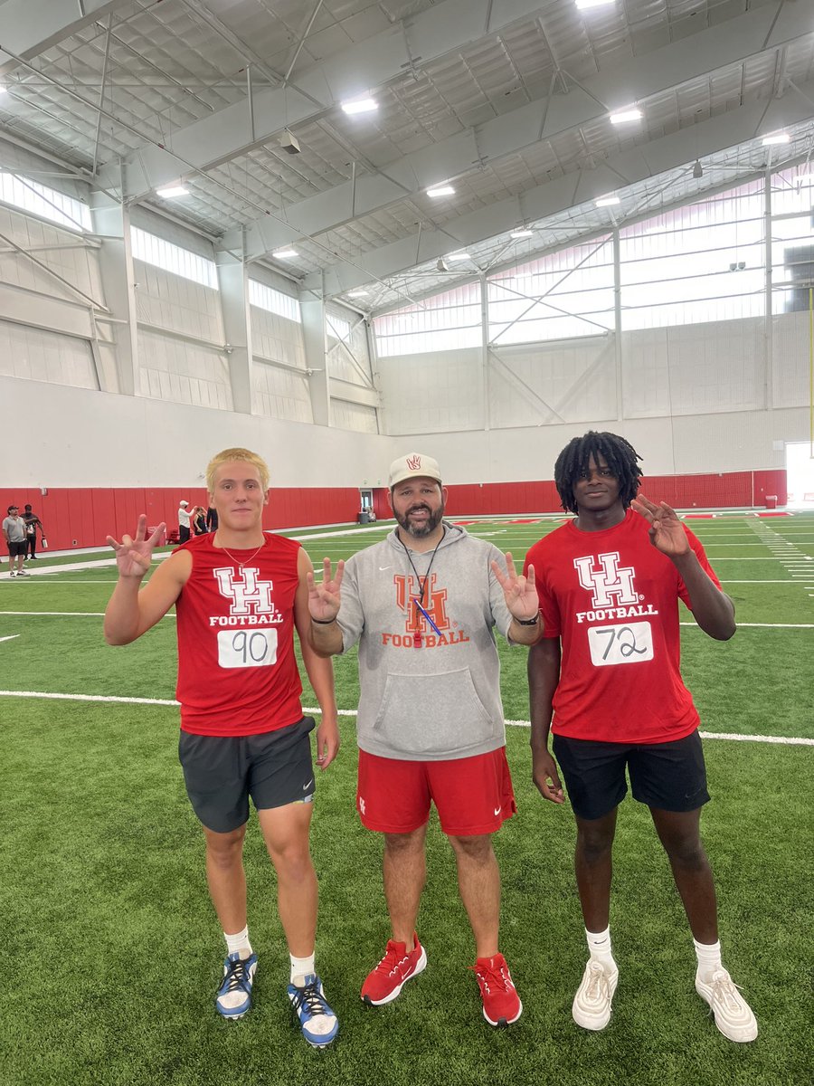 Jase Sutton (@jasesutton21) on Twitter photo Great camp at Houston with <a href="/Aaron_Times08/">Aaron “Aj” Times Jr.</a> appreciate the tips and support I got, looking forward to more camps this summer! 🙏🏼
<a href="/CoachArmstrong0/">Austin Armstrong</a> <a href="/Coach_KJackson/">Kenji Jackson</a> <a href="/COACHGRANT6/">COACH GRANT (National Scout)</a> <a href="/CoachBoodon/">John Boodon</a> <a href="/GOaksFootball/">Grand Oaks Football</a> <a href="/One11Recruiting/">One11 Recruiting</a> <a href="/CSAPrepStar/">PREPSTAR</a> <a href="/THEPLATFORMDR/">THE PLATFORM</a>
<a href="/SportPrepX/">SportPrepX</a> Great camp at Houston with <a href="/Aaron_Times08/">Aaron “Aj” Times Jr.</a> appreciate the tips and support I got, looking forward to more camps this summer! 🙏🏼
<a href="/CoachArmstrong0/">Austin Armstrong</a> <a href="/Coach_KJackson/">Kenji Jackson</a> <a href="/COACHGRANT6/">COACH GRANT (National Scout)</a> <a href="/CoachBoodon/">John Boodon</a> <a href="/GOaksFootball/">Grand Oaks Football</a> <a href="/One11Recruiting/">One11 Recruiting</a> <a href="/CSAPrepStar/">PREPSTAR</a> <a href="/THEPLATFORMDR/">THE PLATFORM</a>
<a href="/SportPrepX/">SportPrepX</a>