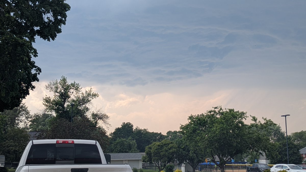 tk50010's tweet photo. @NWSDesMoines https://t.co/iDft2SCjIs