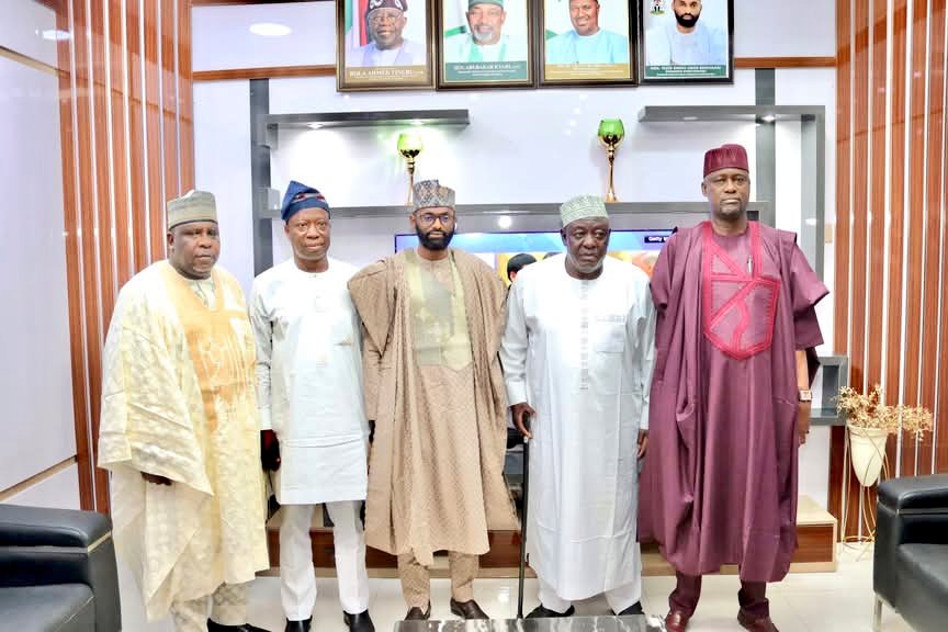 Earlier today, I had the honour of formally receiving the Chairman of the Board of the Nigerian Agricultural Insurance Corporation (NAIC), Dr. Aliyu Bello, along with the Executive Management team at the NAIC headquarters, Abuja.

Our discussions were focused on strategic