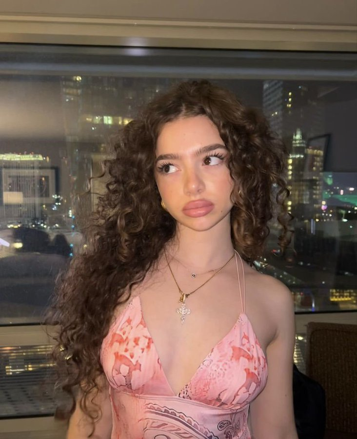 fineshyt tweet media