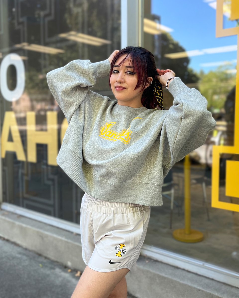 VandalStore tweet media