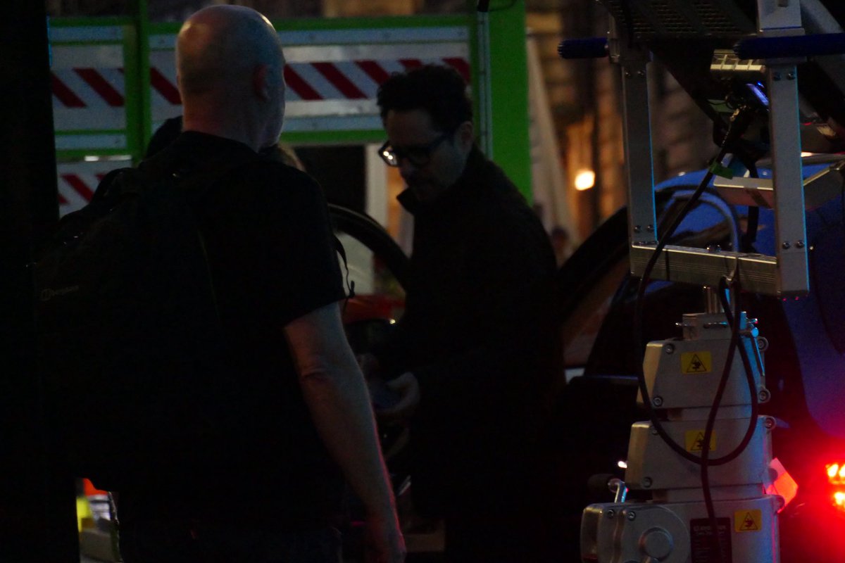 Pretty sure I just saw JJ Abram’s leaving a film shoot on Edinburgh’s Royal Mile. Assuming it’s for his untitled project that everyone says is called “Ghost Writer.”